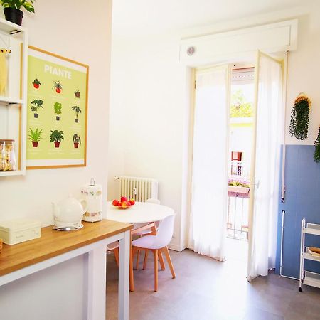 Spacious Apartment 50 Meters From The Metro Milan Bagian luar foto