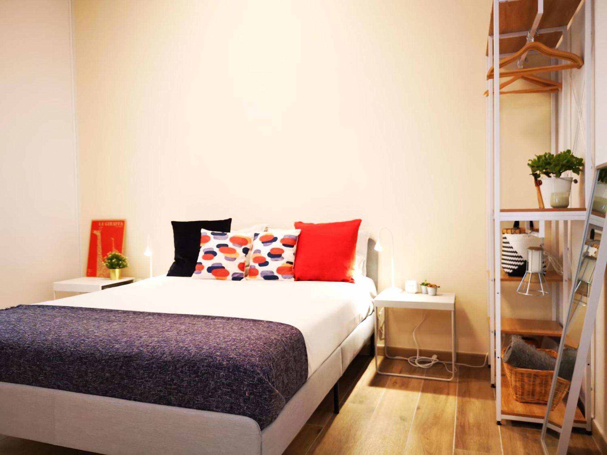 Spacious Apartment 50 Meters From The Metro Milan Ruang foto