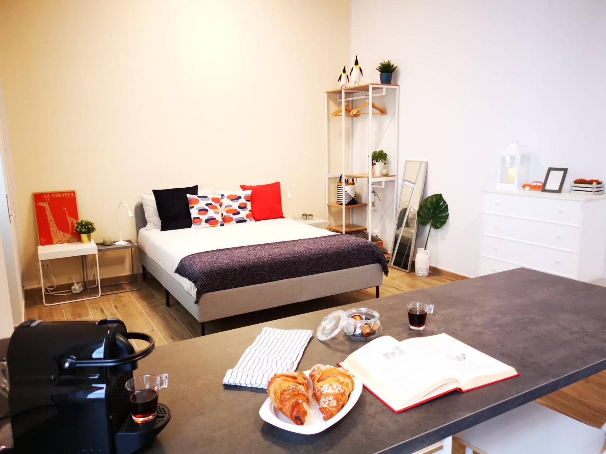 Spacious Apartment 50 Meters From The Metro Milan Ruang foto