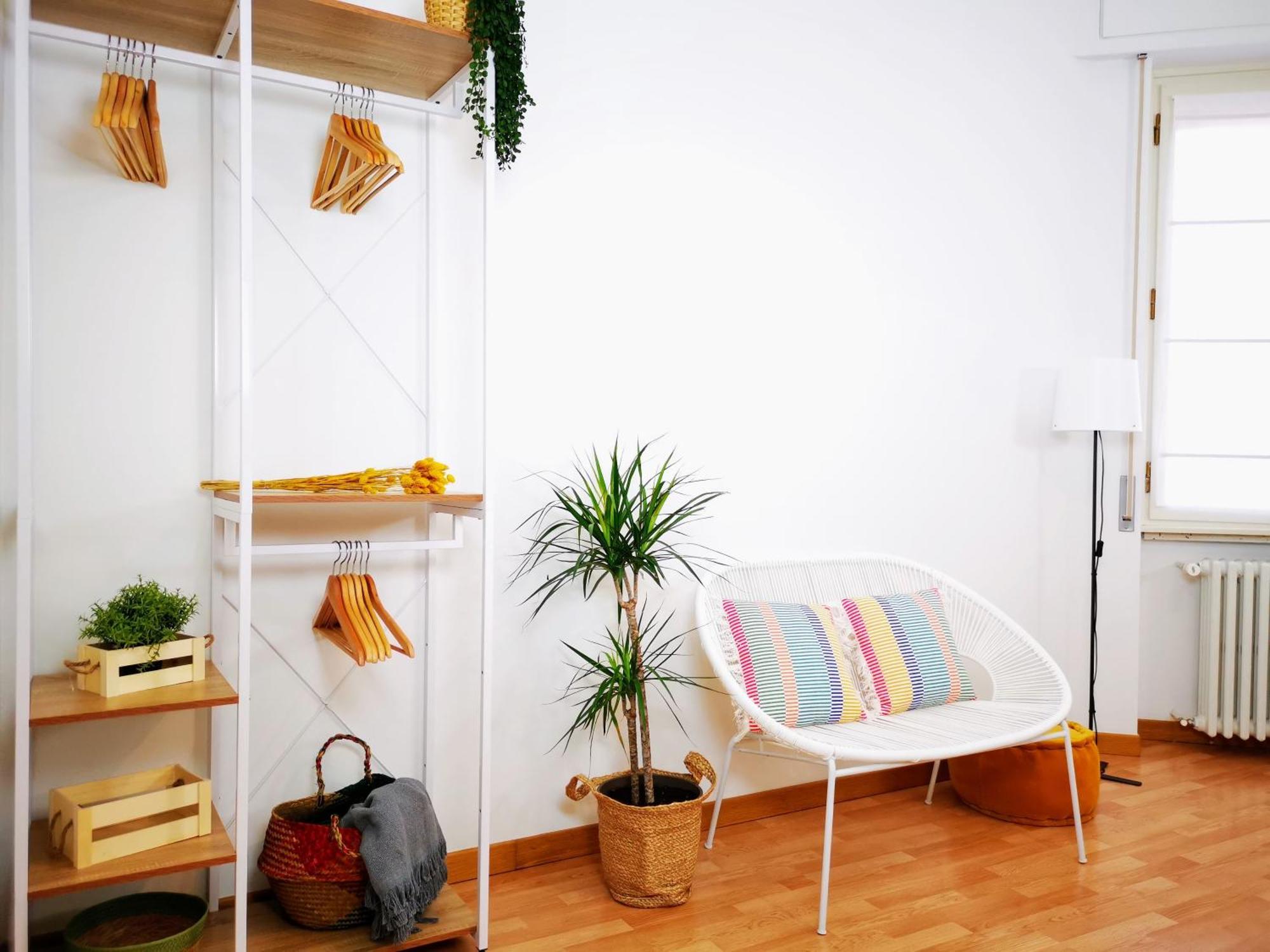 Spacious Apartment 50 Meters From The Metro Milan Bagian luar foto