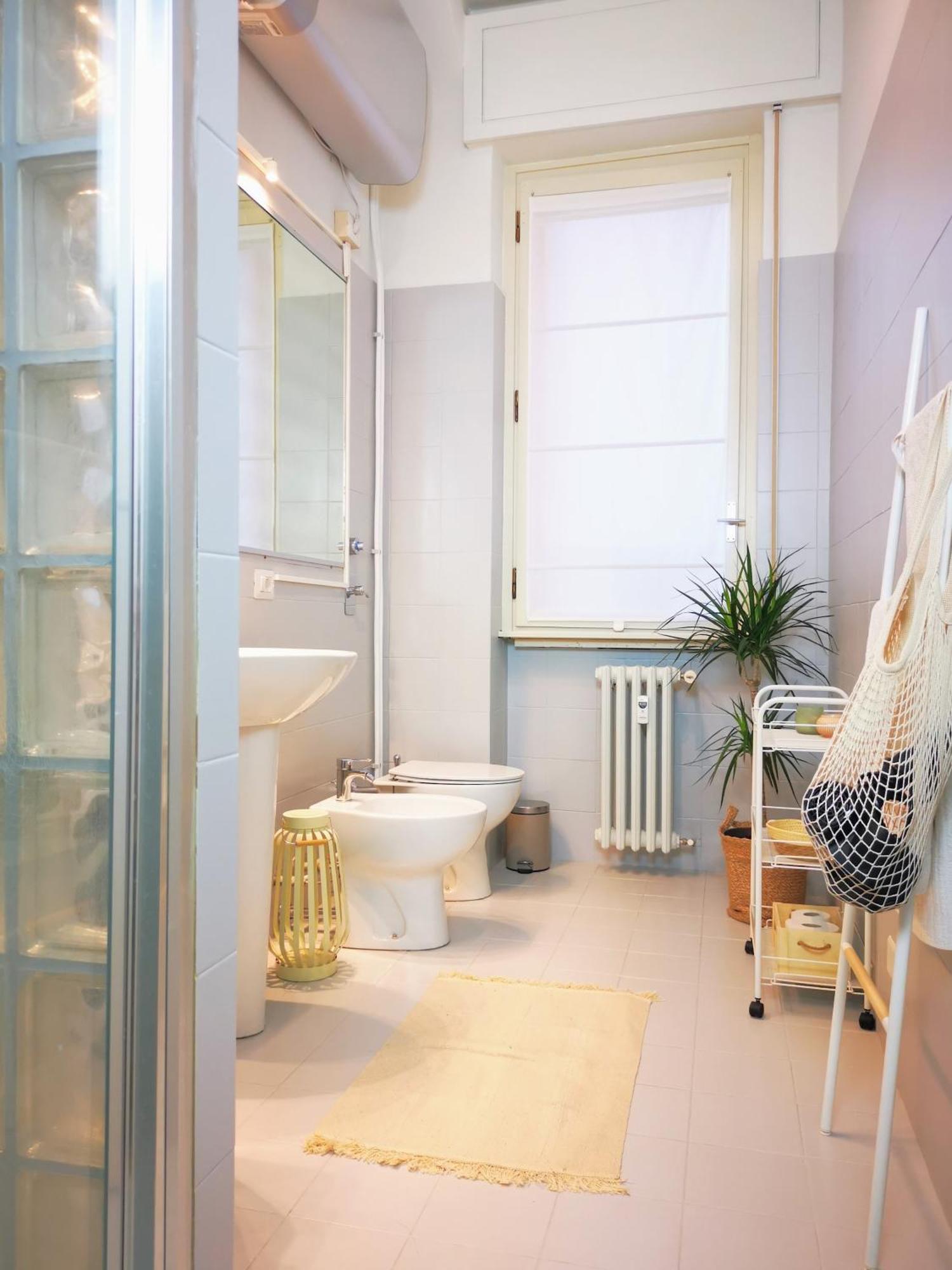 Spacious Apartment 50 Meters From The Metro Milan Bagian luar foto